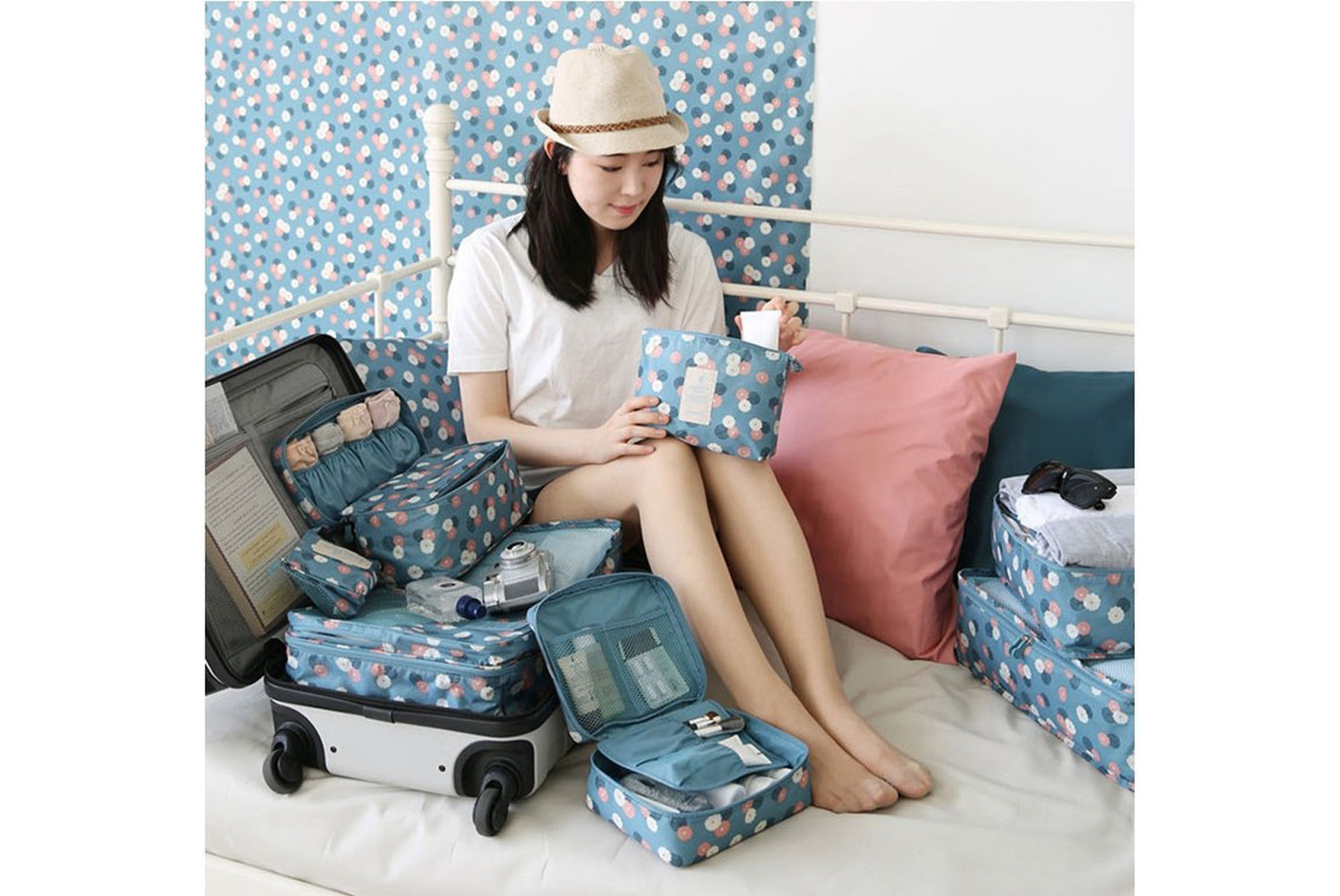 Multifunctional travel storage bag