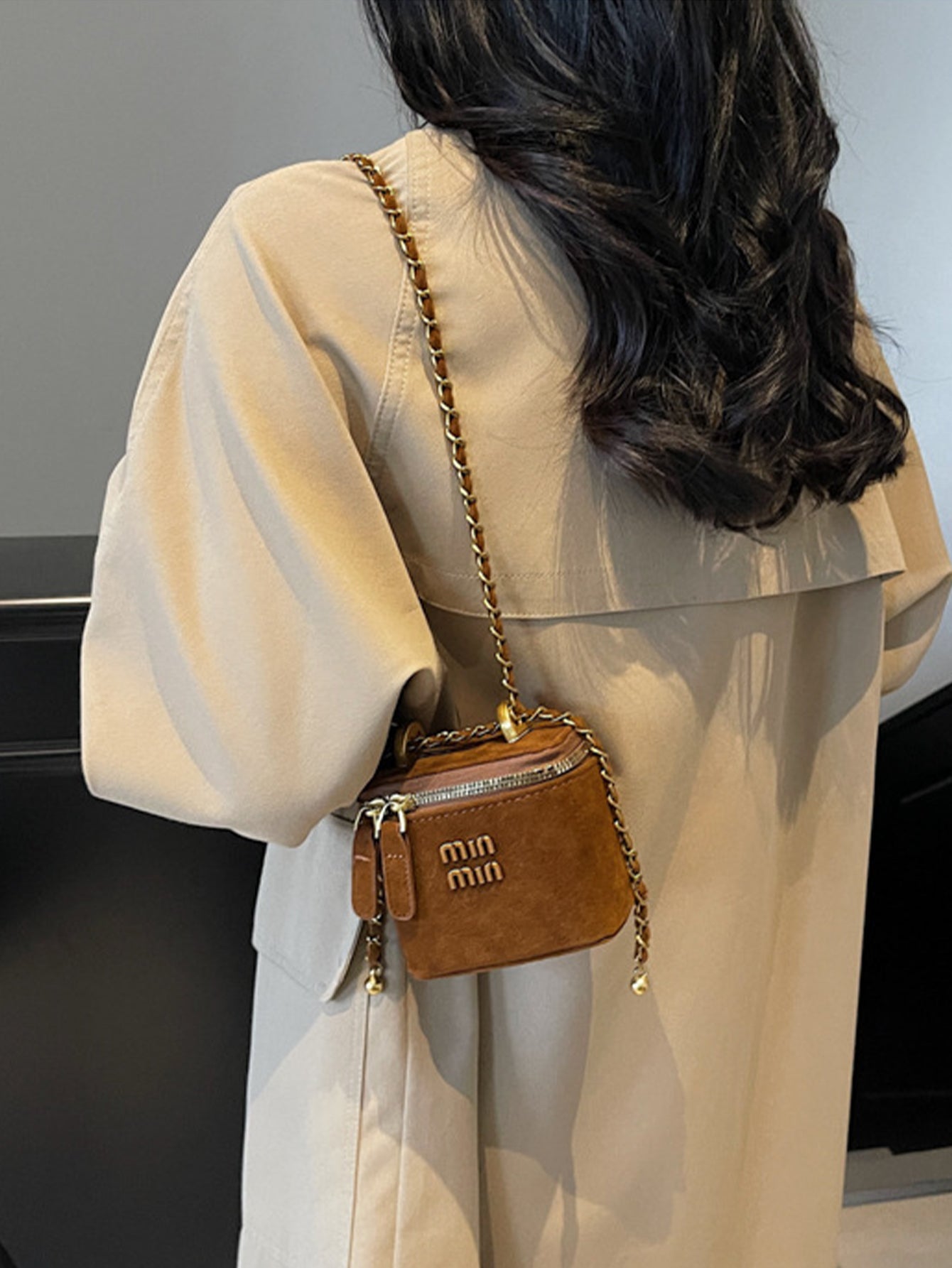Fashionable frosted Mini box bag