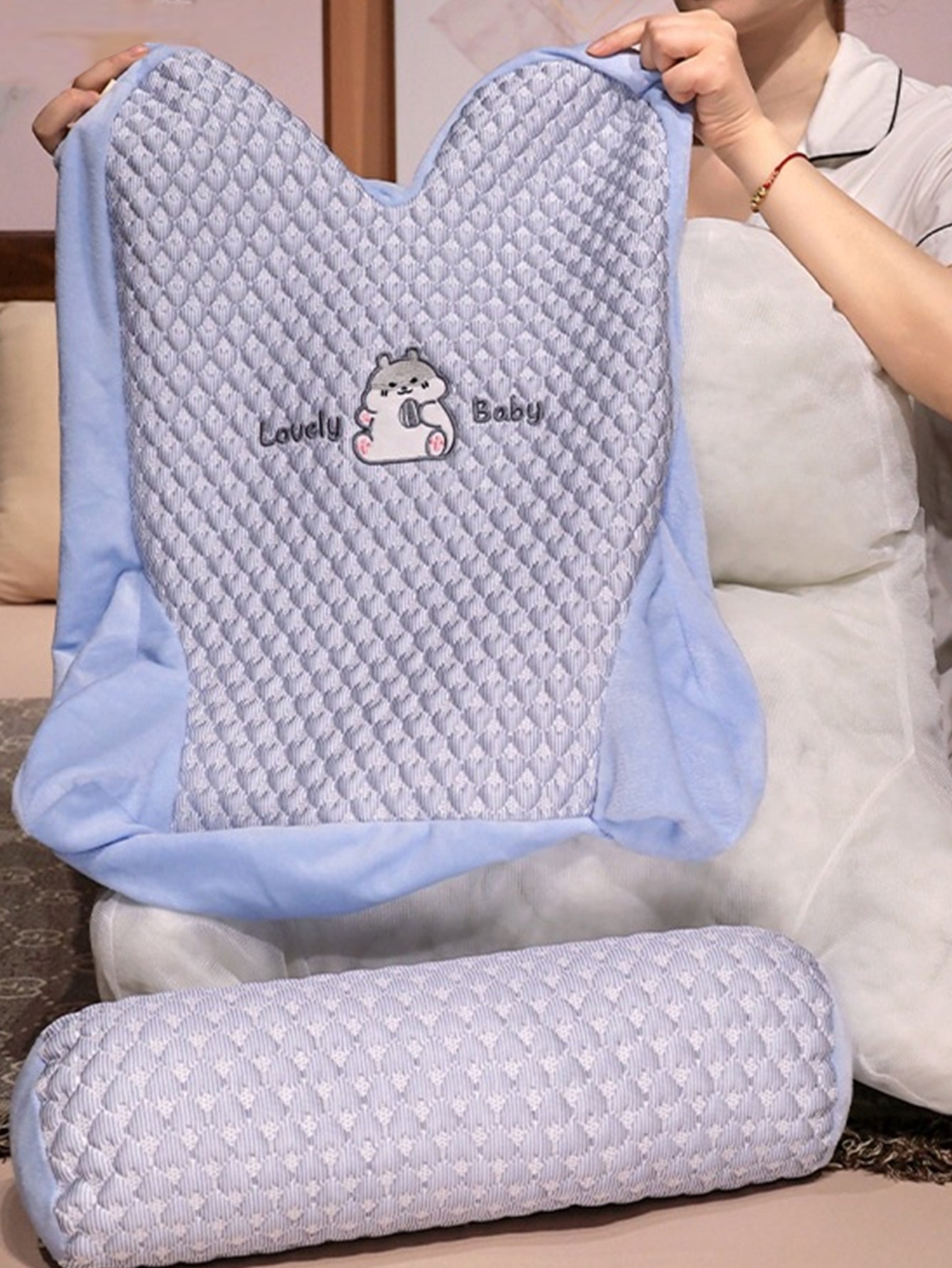Cartoon Ice Bean Waist Support