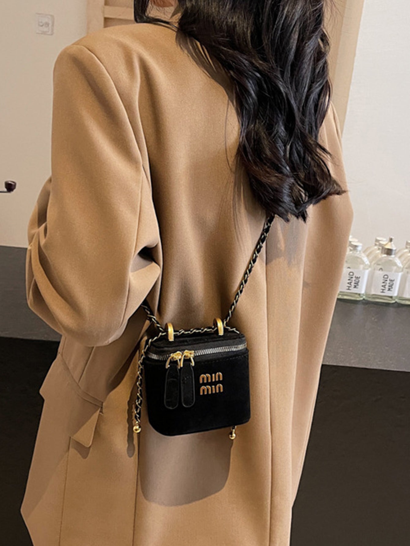 Fashionable frosted Mini box bag