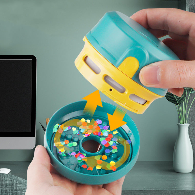 Cordless desktop vacuum cleaner