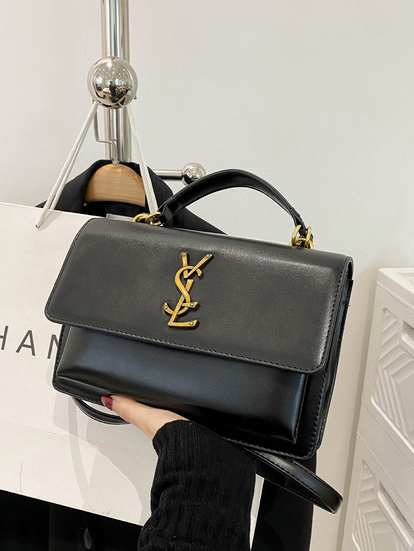 Vintage Letter Bags – Wholesale Crossbody & Shoulder Bags - 5 Colors