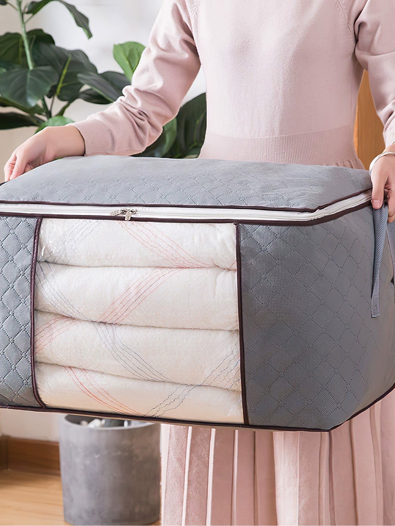 SpaceMax Cube Storage Bags: Ultimate Clutter Organizer with Moisture Control - 4 Colours