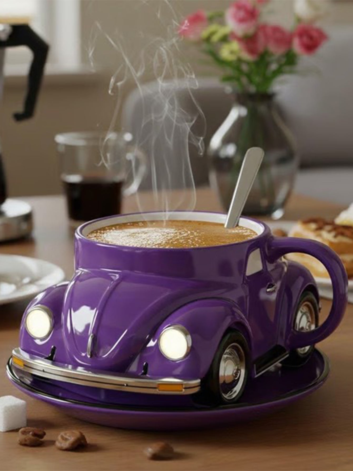 Beetle-shaped coffee cup