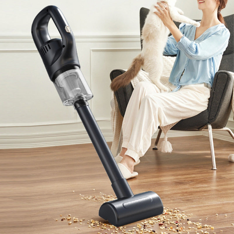 Wireless charging vacuum cleaner