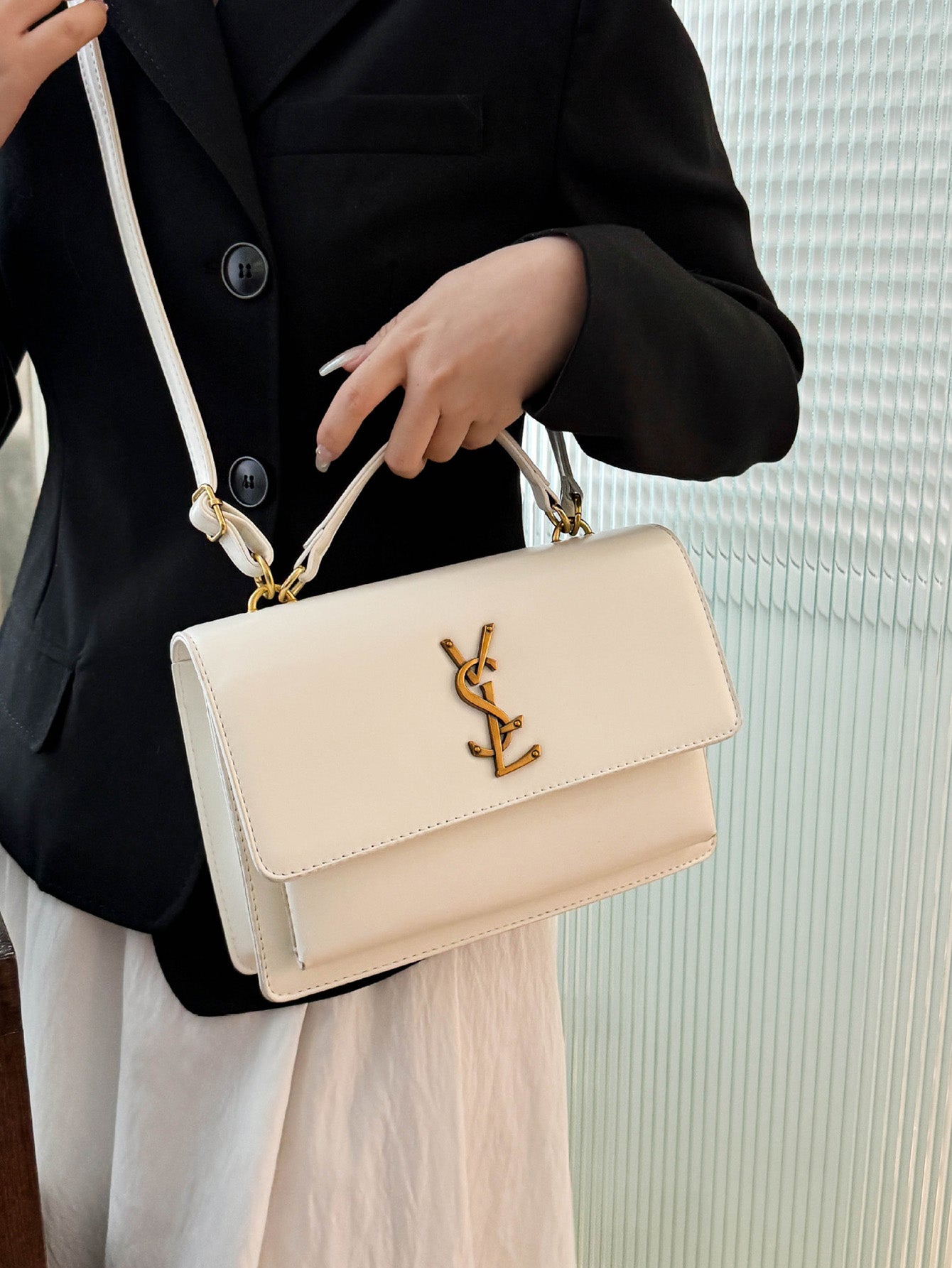 Vintage Letter Bags – Wholesale Crossbody & Shoulder Bags - 5 Colors