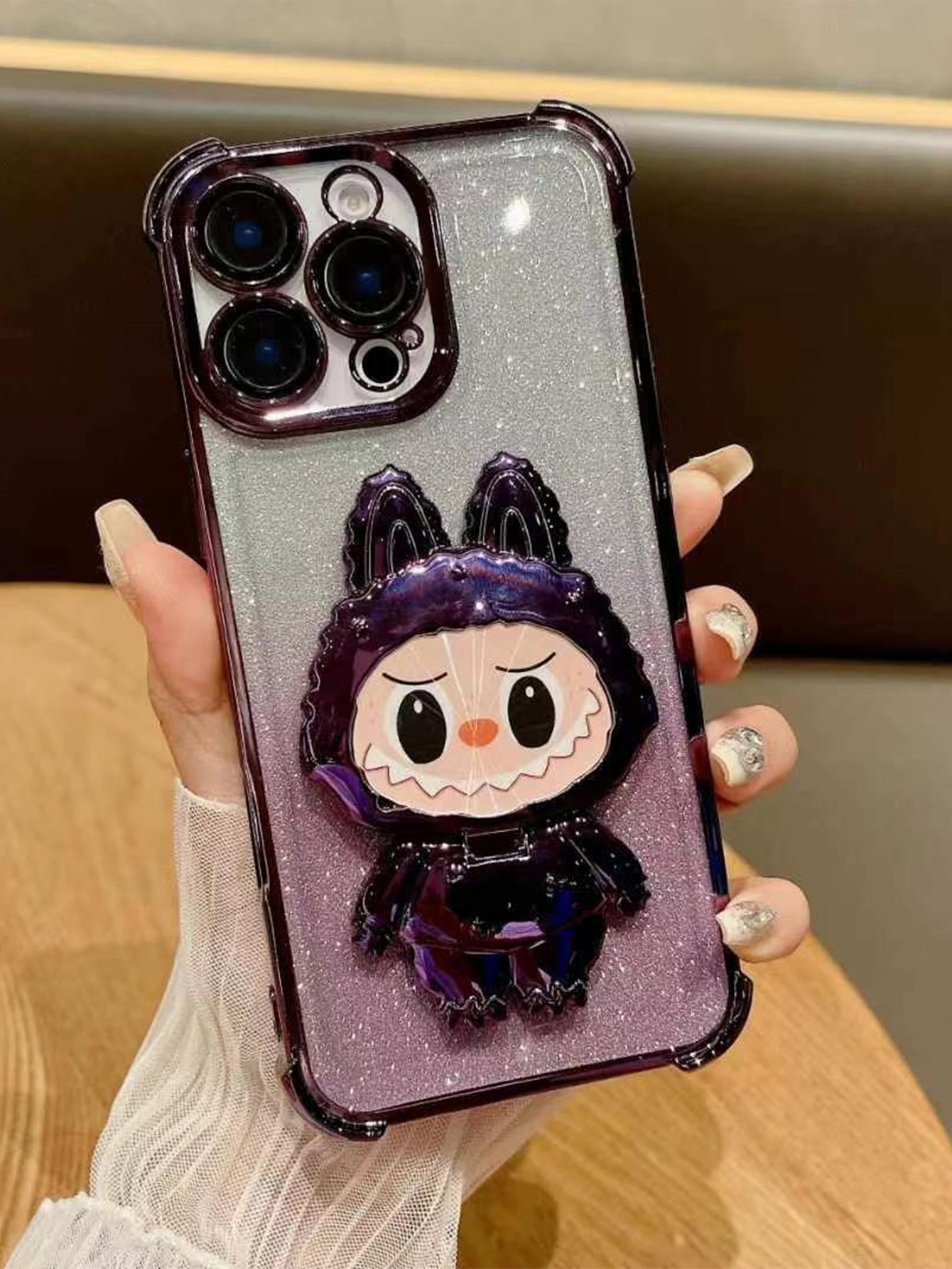 iPhone phone case four-corner anti-fall pull cloth electroplated magnetic bracket