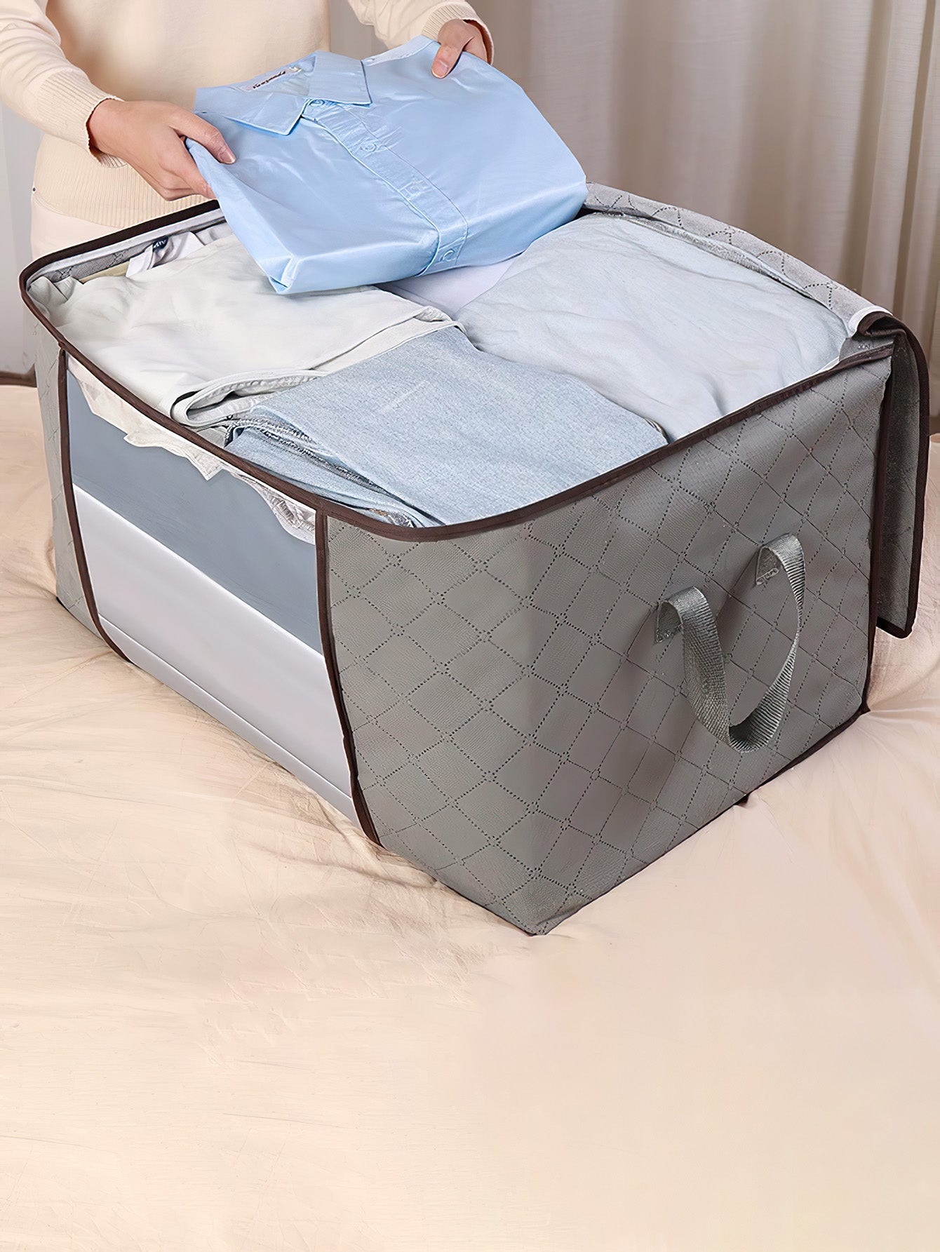 SpaceMax Cube Storage Bags: Ultimate Clutter Organizer with Moisture Control - 4 Colours