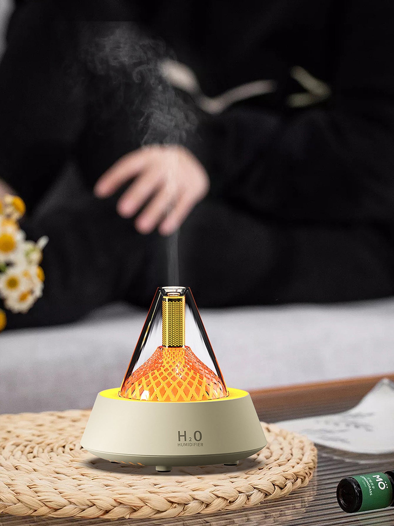 Seven-Color Ambient Light Aroma Humidifier - 2 Styles 2 Colours