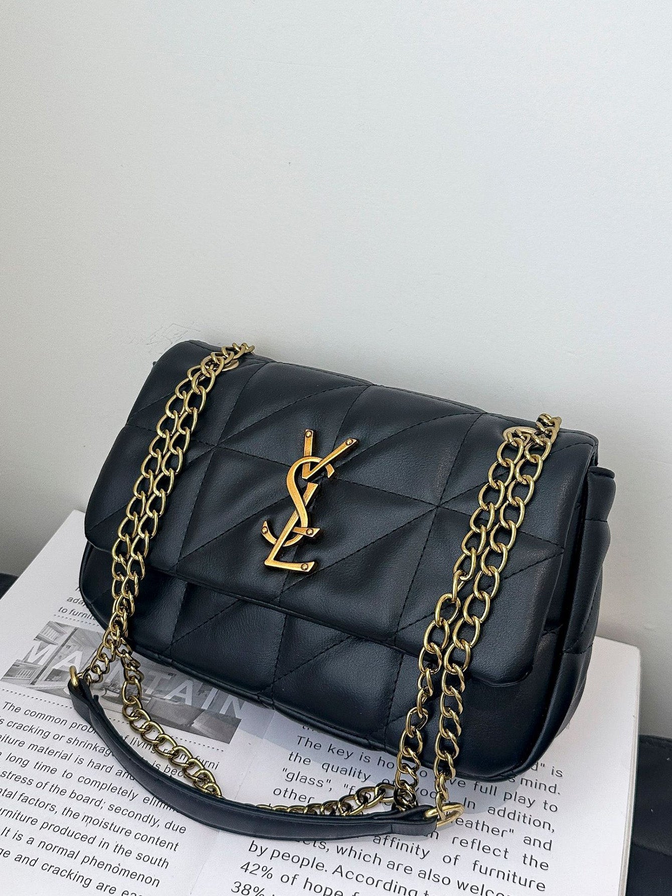 Elegant Quilted Chain Strap Shoulder Bag – The Perfect Blend of Style & Functionality - 4 colors