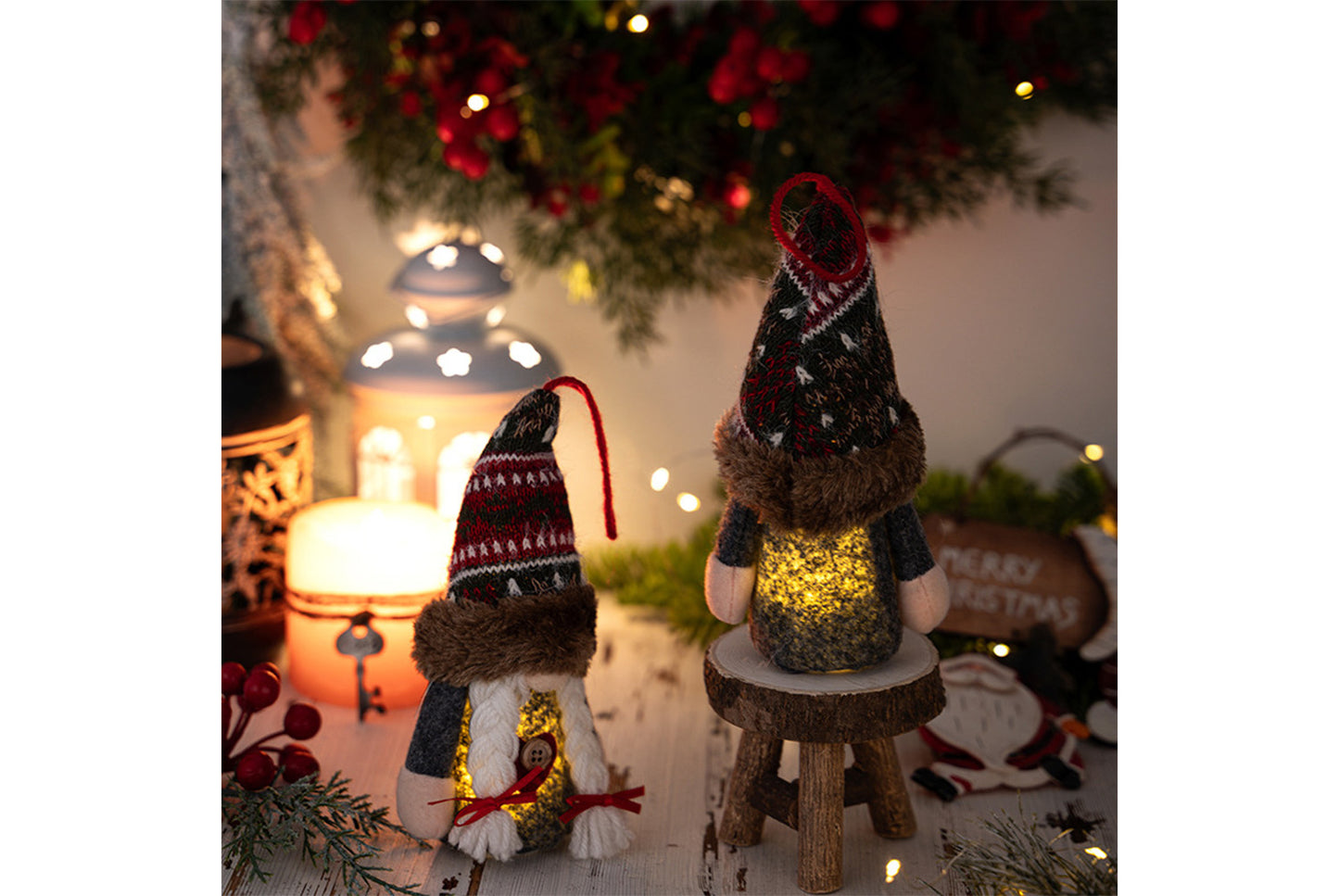 **Christmas Rudolph Lighted Pendant**