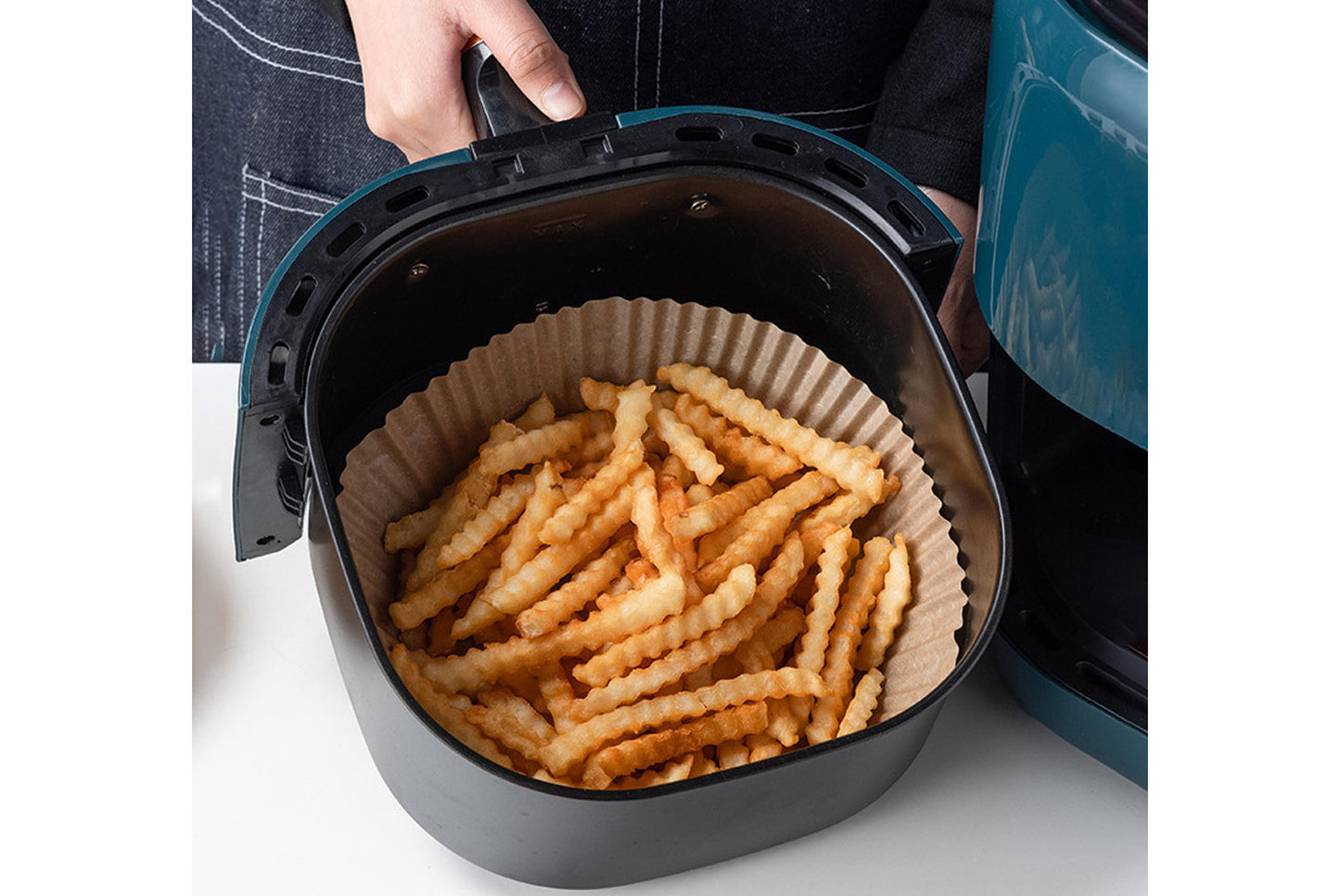 Silicone oil paper plate for air fryer