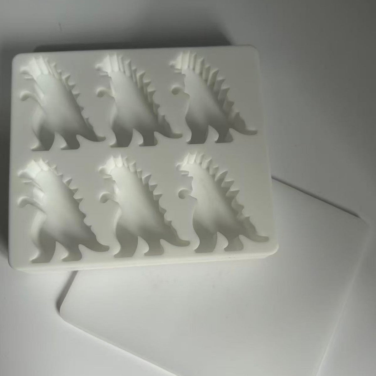 # Monster-Shaped Silicone Ice Cube Tray