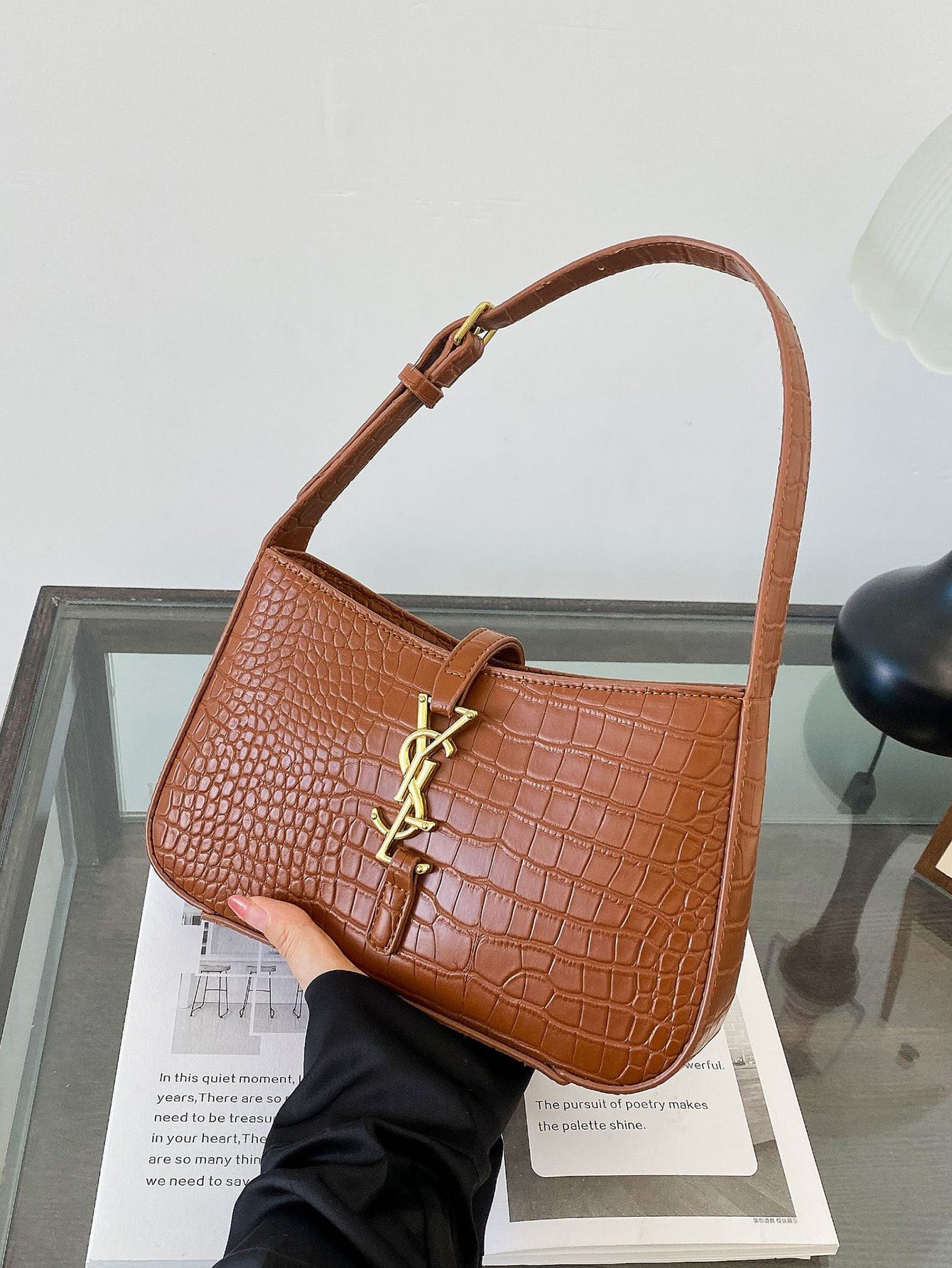 Chic Croc-Textured Underarm Bag – Trendy & Versatile - 8 Colors