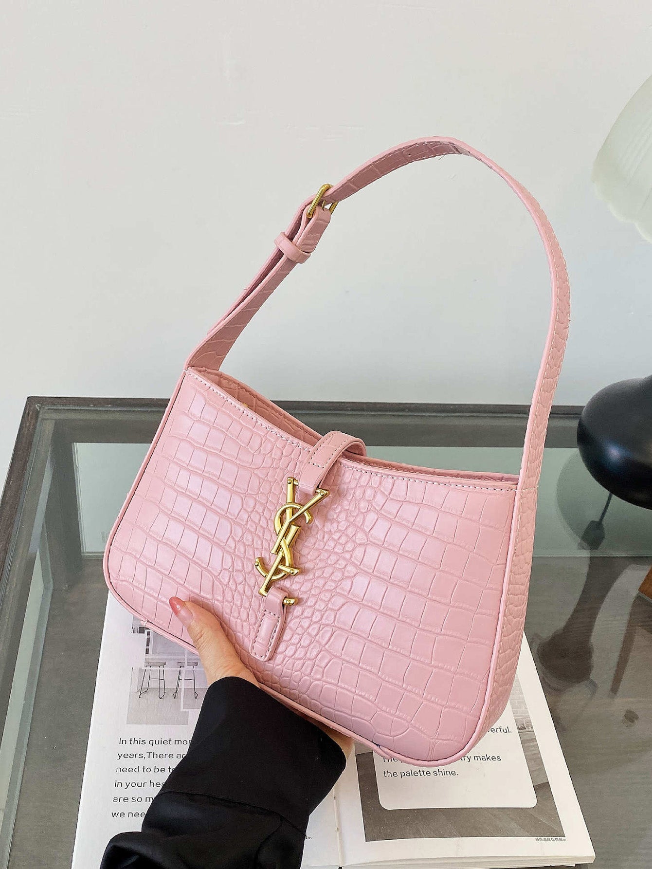 Chic Croc-Textured Underarm Bag – Trendy & Versatile - 8 Colors