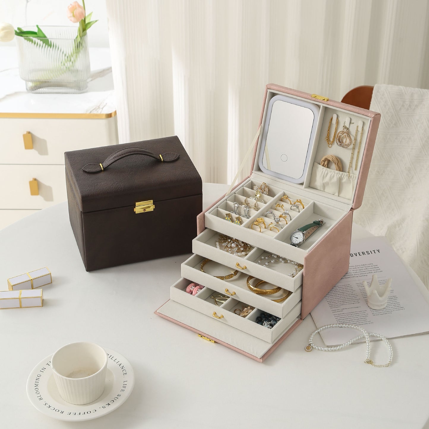 **4-Layer Handheld LED Makeup Mirror Jewelry Organizer**