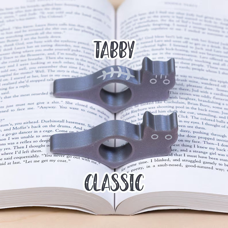Black Cat Thumb Bookmark Holder