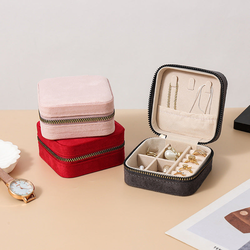 **Mini Portable Travel Jewelry Organizer**