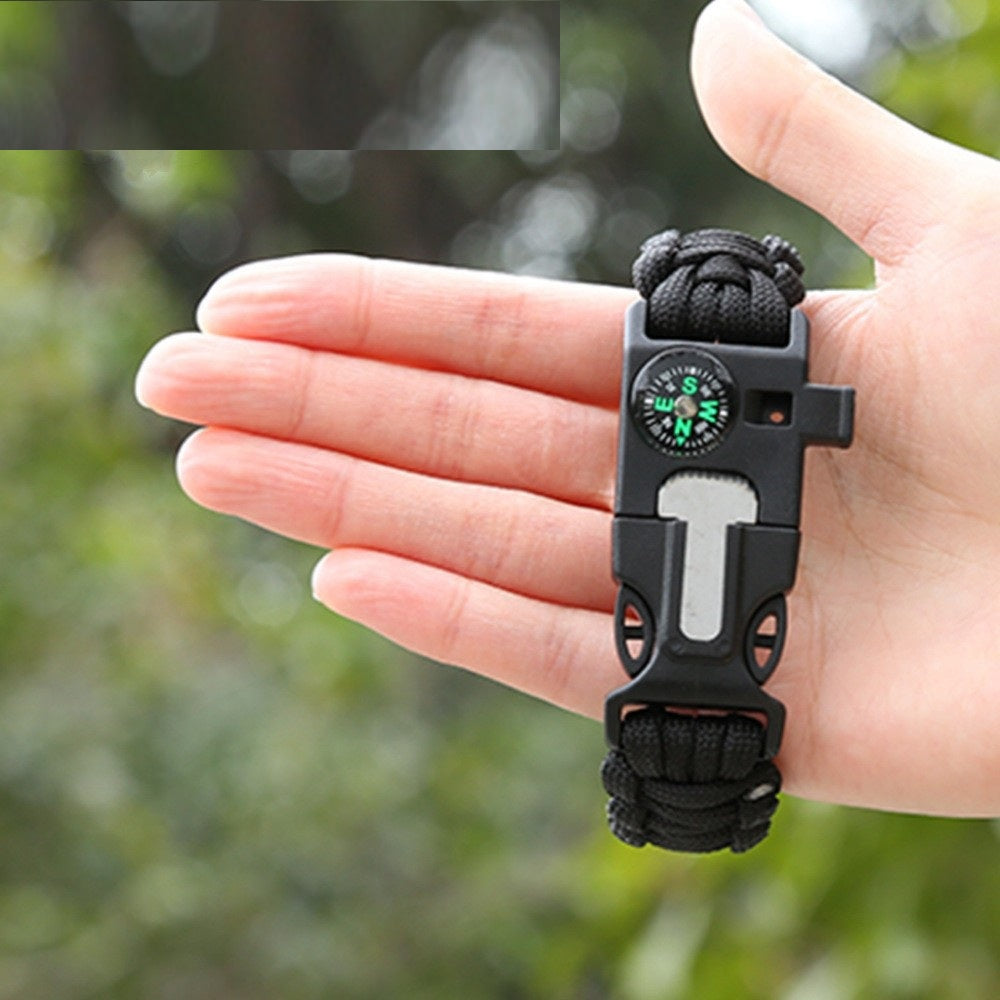 # 5-in-1 Multifunctional Outdoor Survival Paracord Bracelet