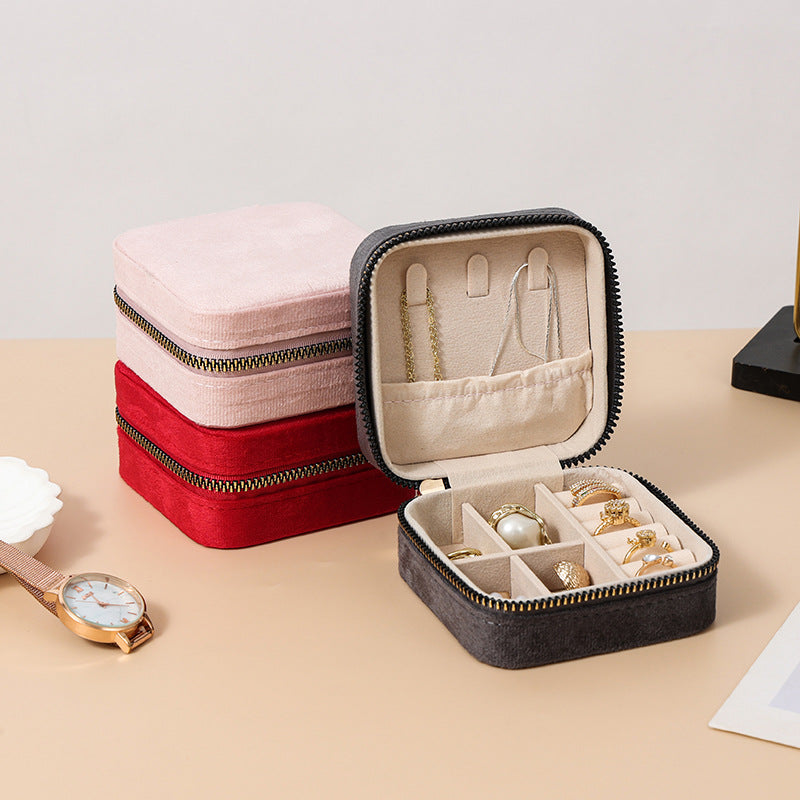 **Mini Portable Travel Jewelry Organizer**