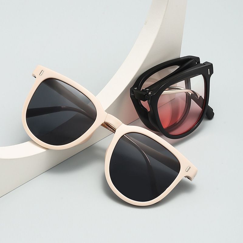 # Women's Folding Sunscreen Sunglasses