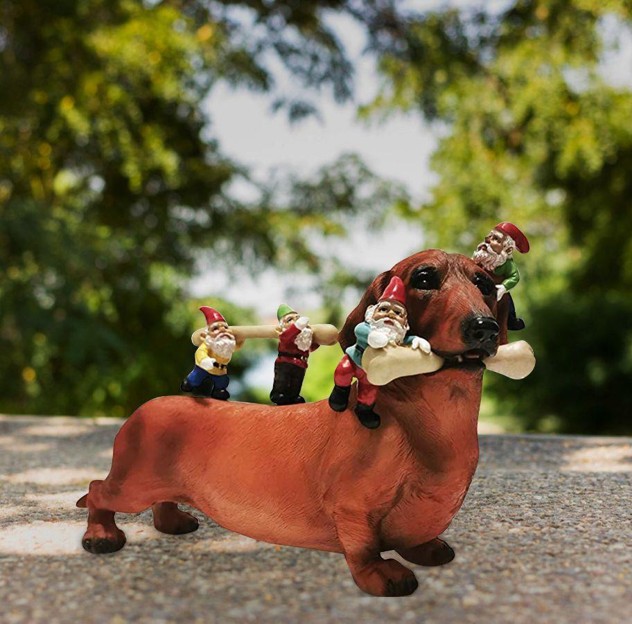 **Resin Dachshund Eating Bone Statue for Garden Decoration**