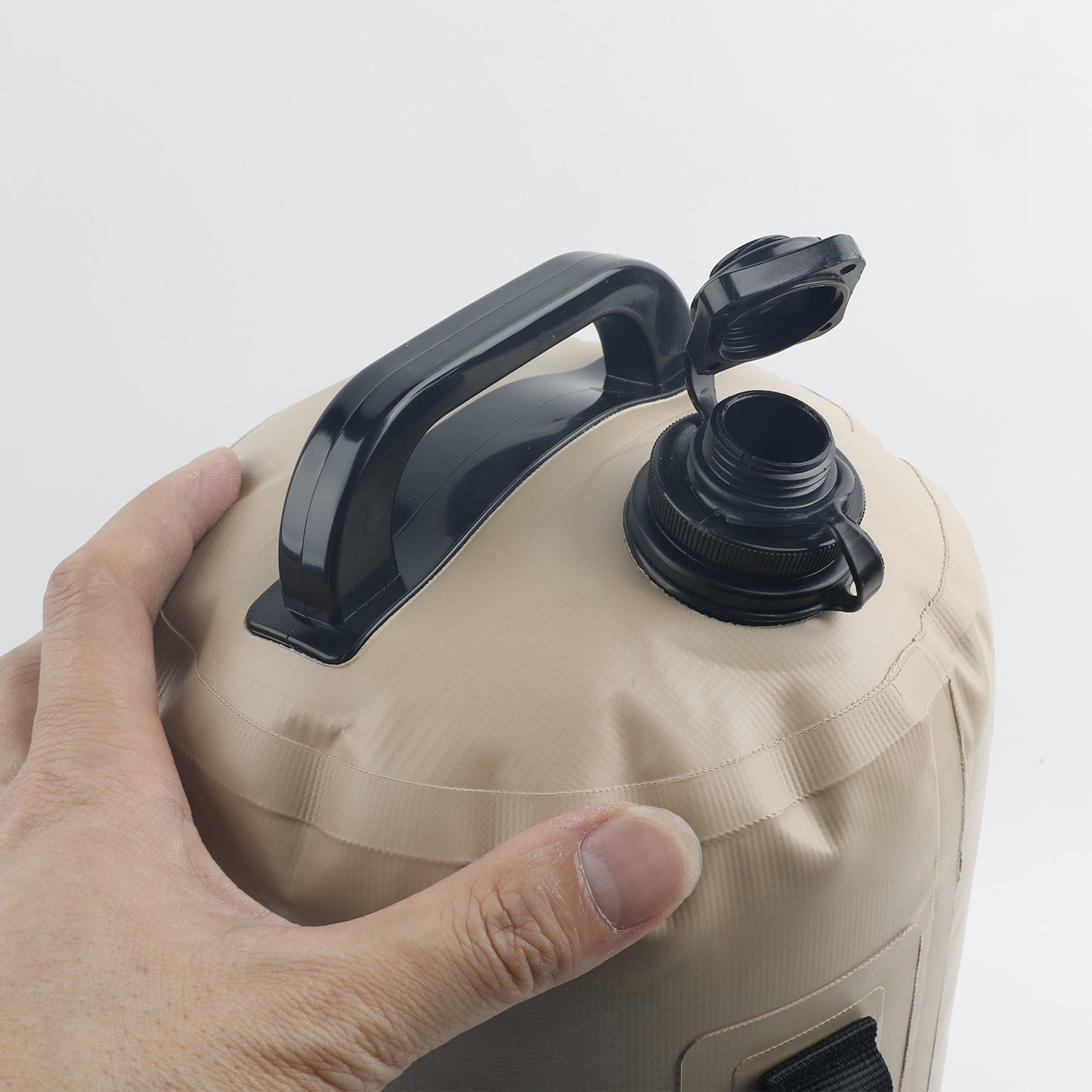 # Multifunctional Outdoor Water Bladder