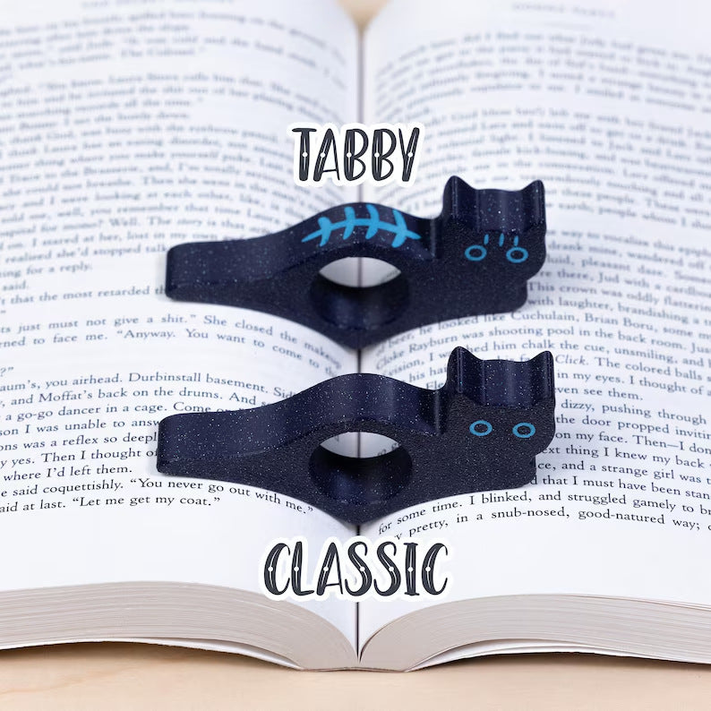 Black Cat Thumb Bookmark Holder