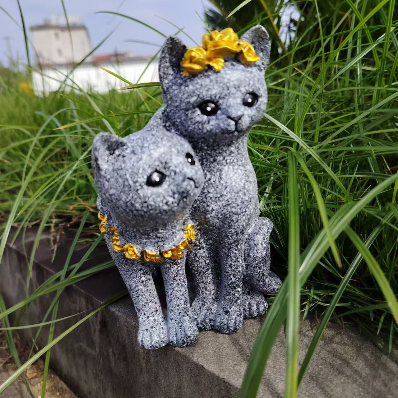 Marble-Colored Couple Cat Figurine
