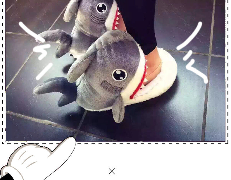 Three-dimensional shark slippers