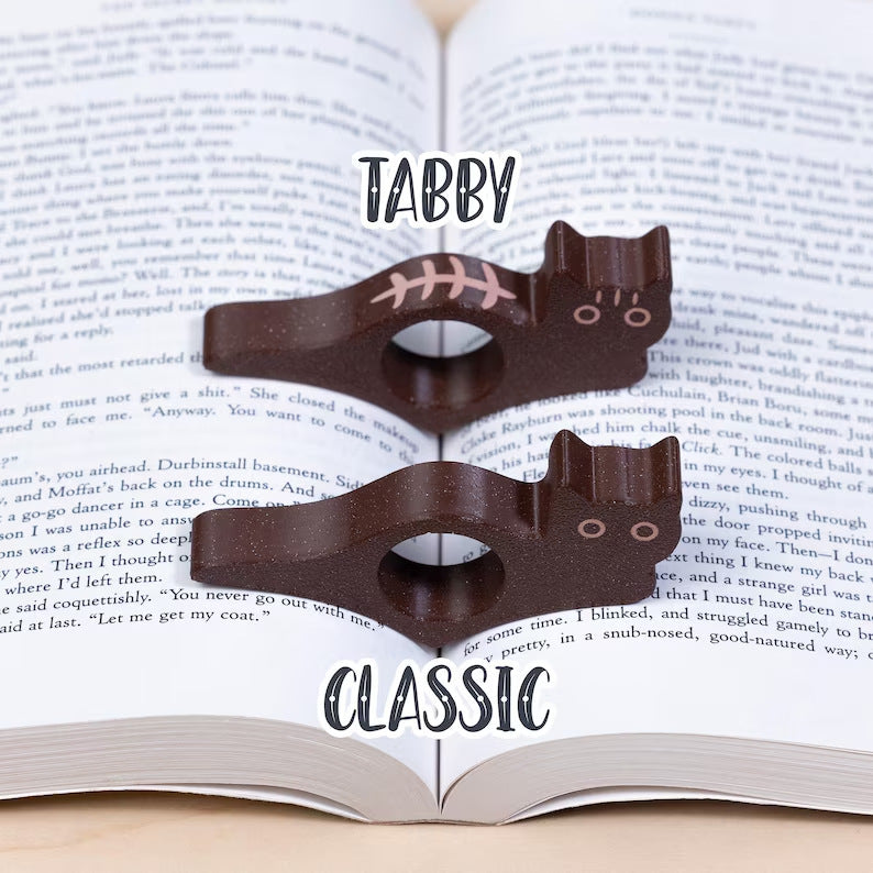 Black Cat Thumb Bookmark Holder