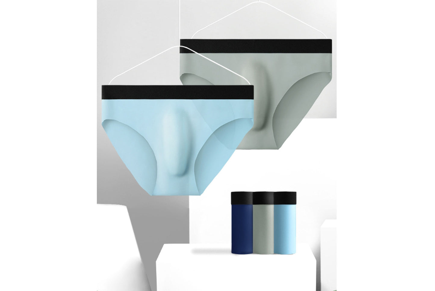 **Men's Ice Silk Seamless Breathable Briefs**