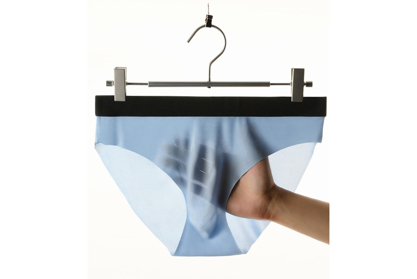 **Men's Ice Silk Seamless Breathable Briefs**