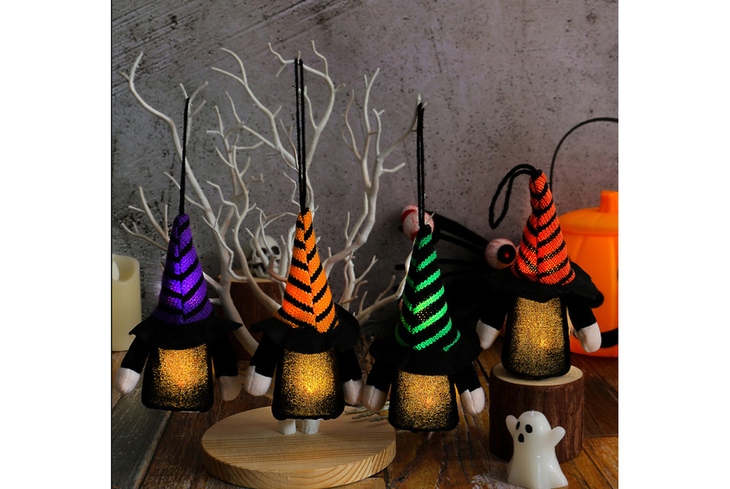 **Halloween Light-Up Charm Top Hat Gnome Window Display**