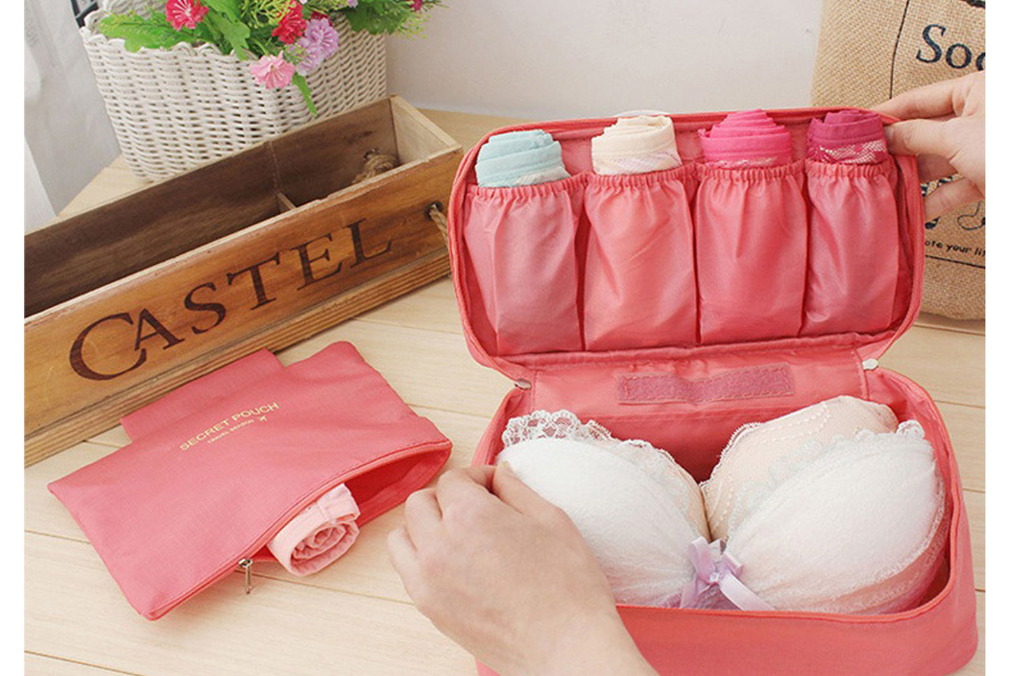 Multifunctional storage bag