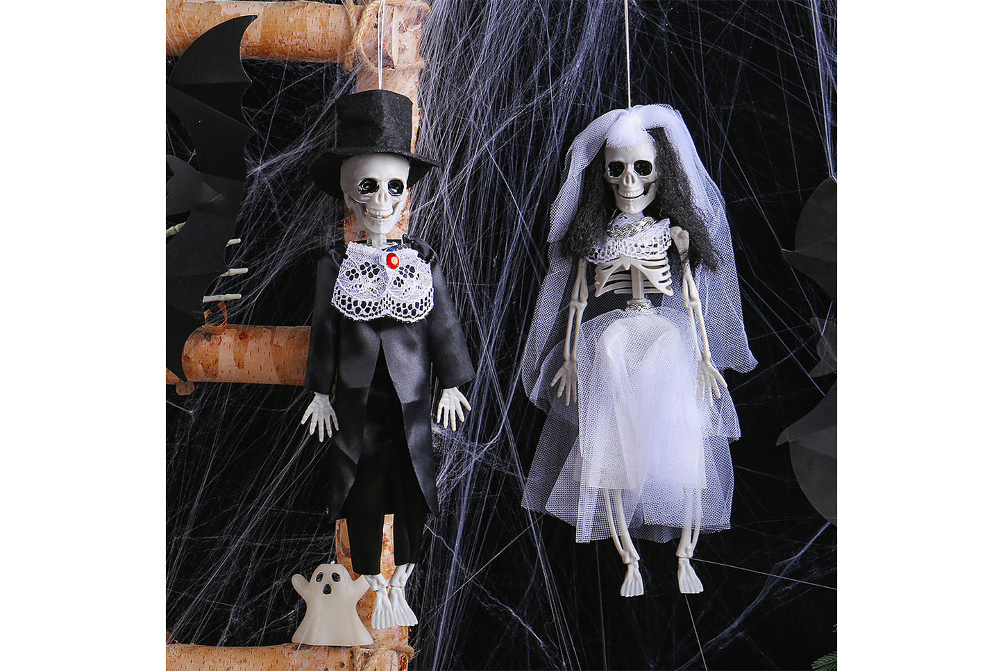 **Haunted House Halloween Skeleton Bride and Groom Hanging Ornament**