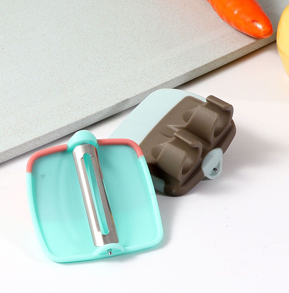 Vegetable Peeling Tool