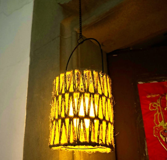 # Outdoor Solar-Powered Rattan Woven Handheld Lantern