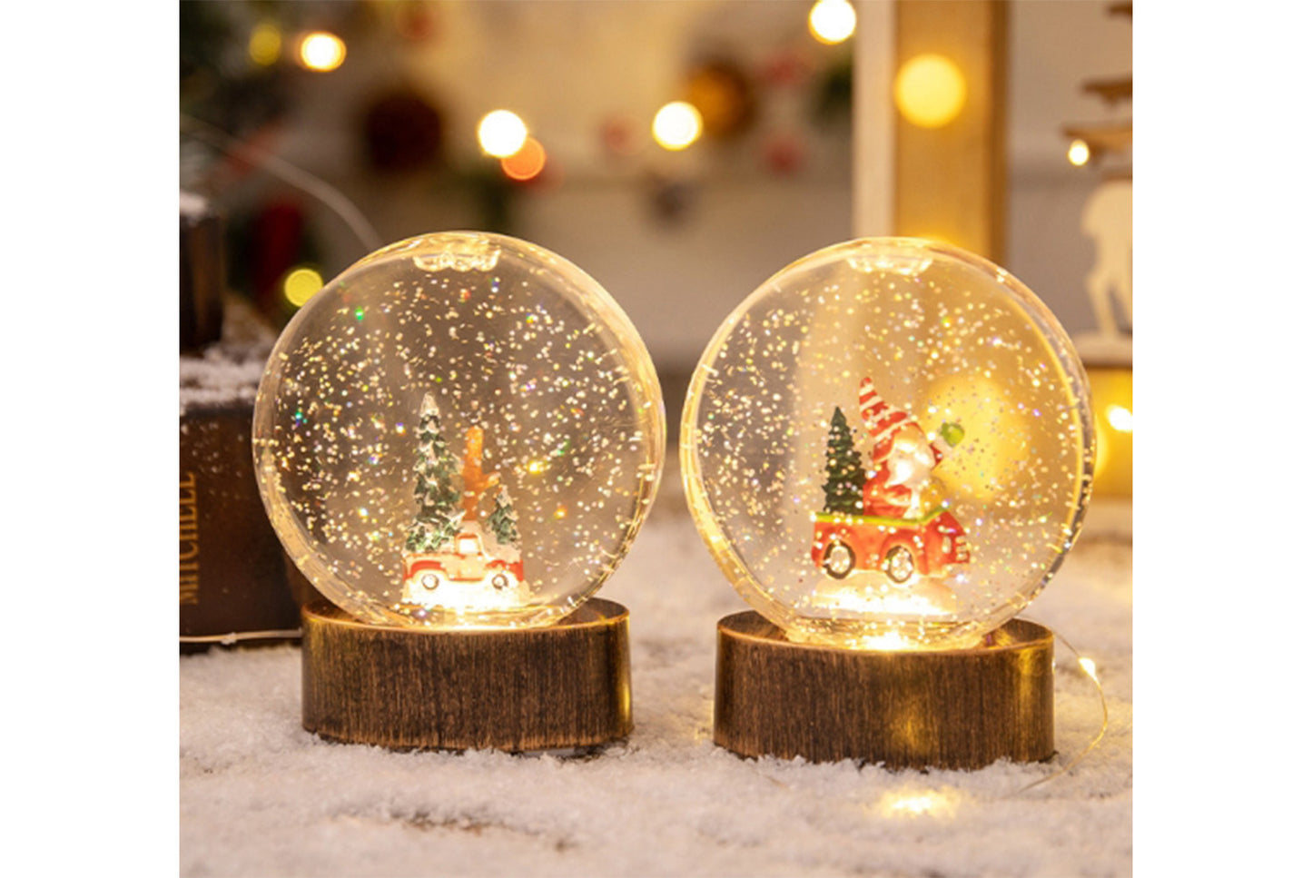 **Christmas Glowing Crystal Ball Night Light - Creative Scenery Ornaments**