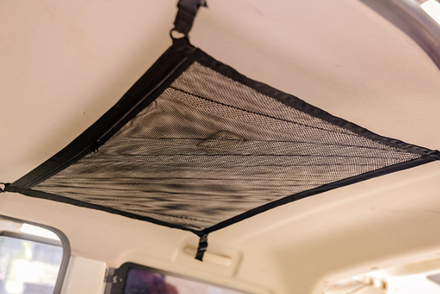 **Car Roof Storage Net (Double Zipper Storage Net)**