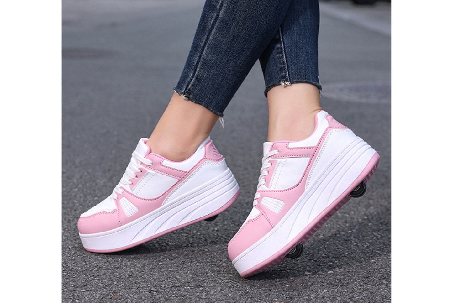 **Four-Wheel Inline Skates (Unisex for Children and Students)**