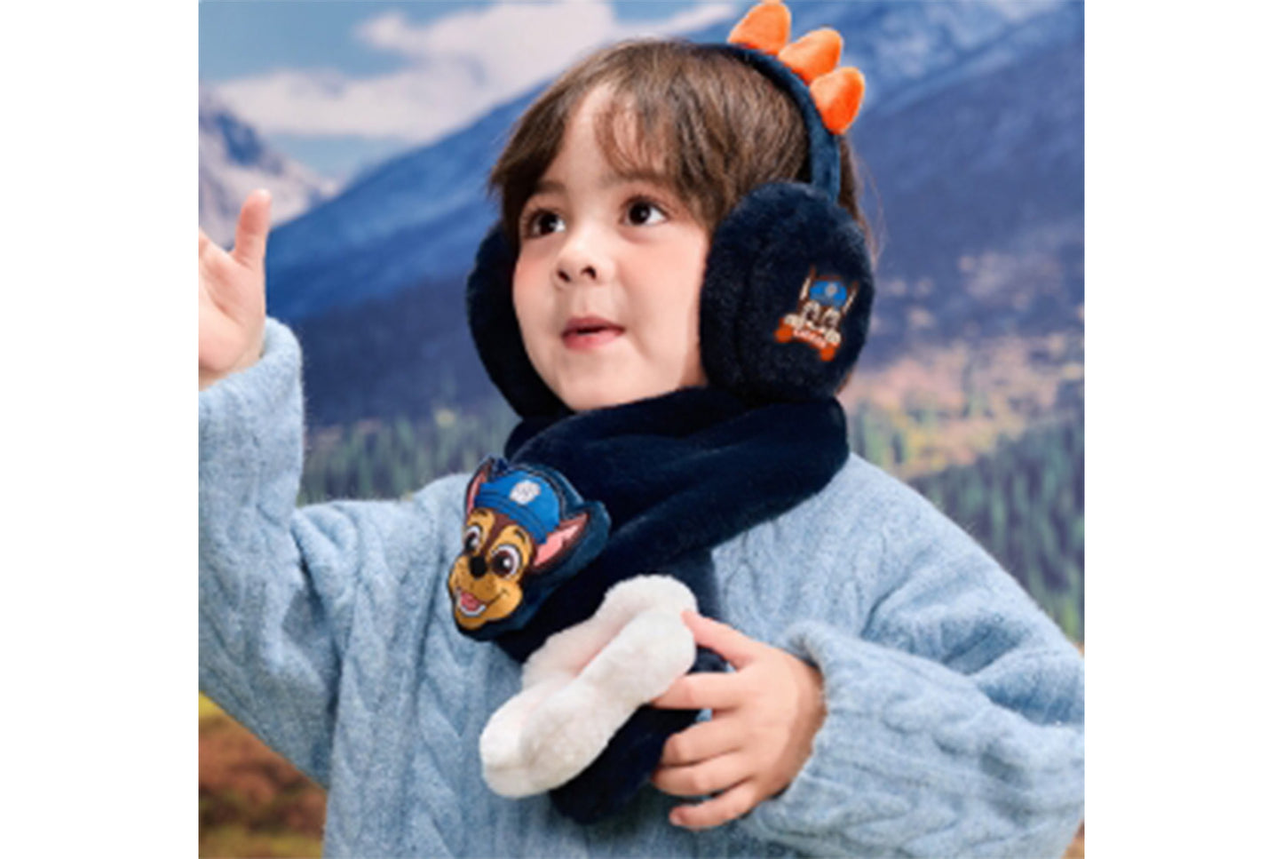 **Children's Warm Scarf and Earmuff **