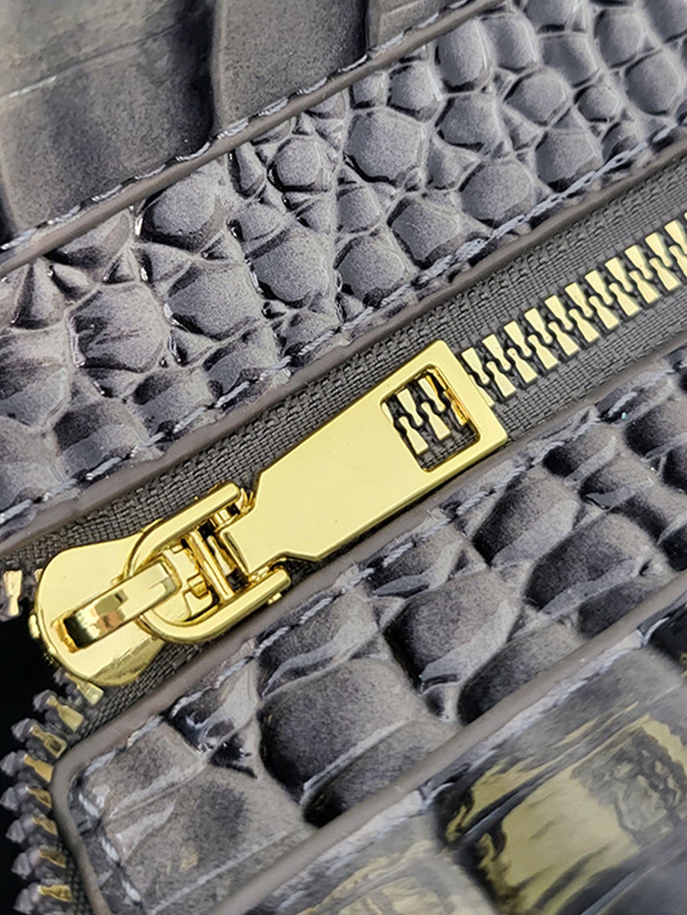 Simple and light luxury Large capacity crocodile pattern handbag