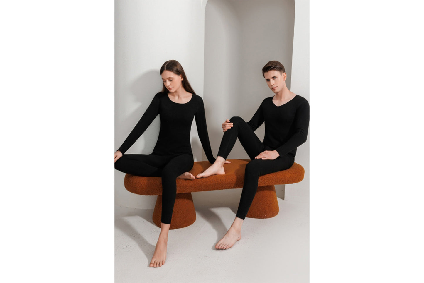 **Couple's Double-Sided Brushed Seamless Thermal Underwear Set**