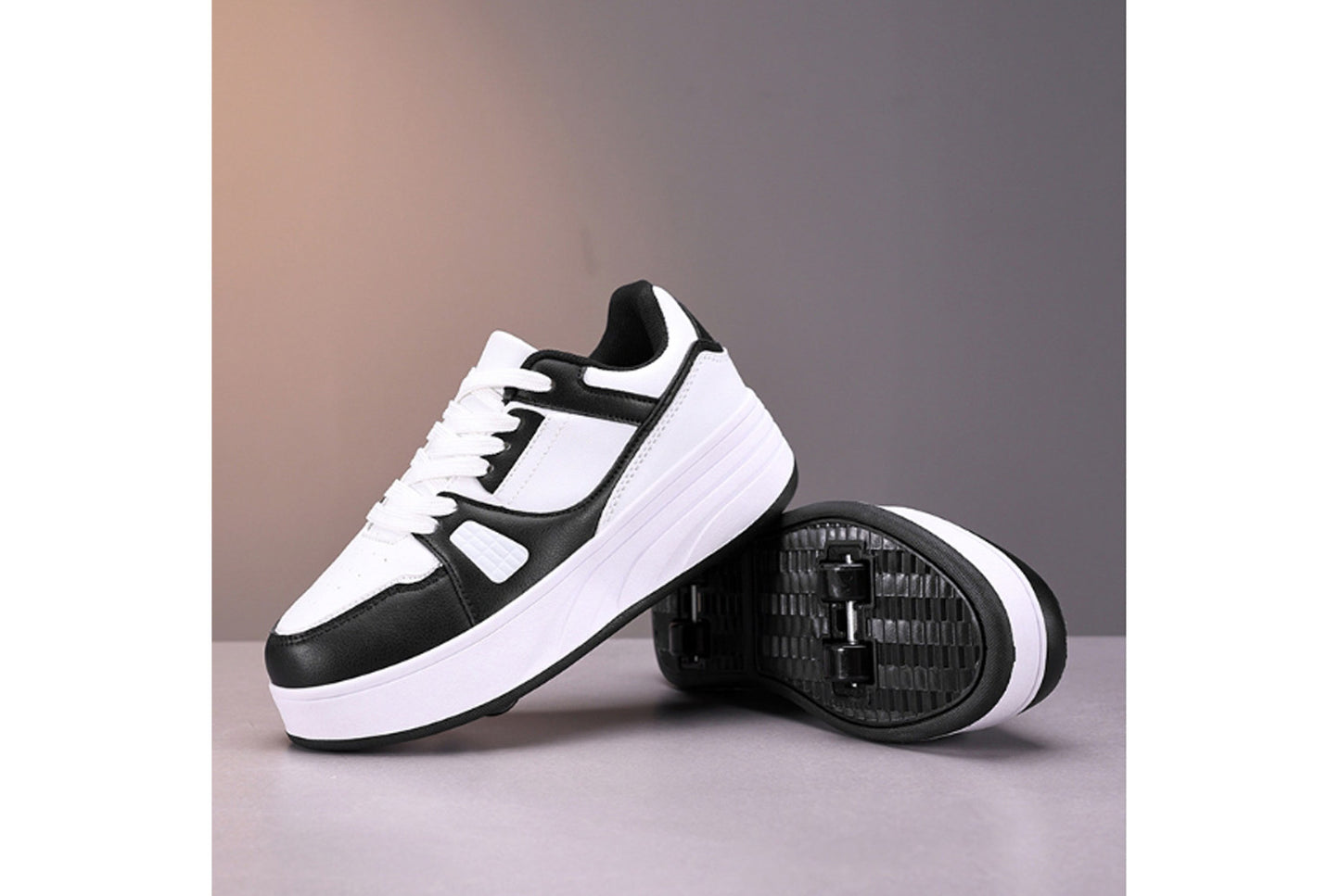 **Four-Wheel Inline Skates (Unisex for Children and Students)**