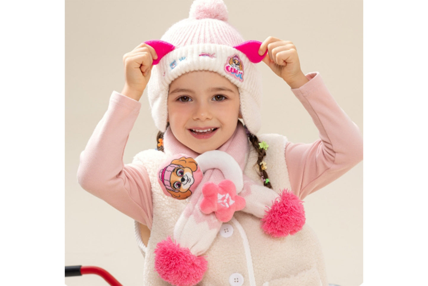**Children's Hat and Scarf Two-Piece Set**