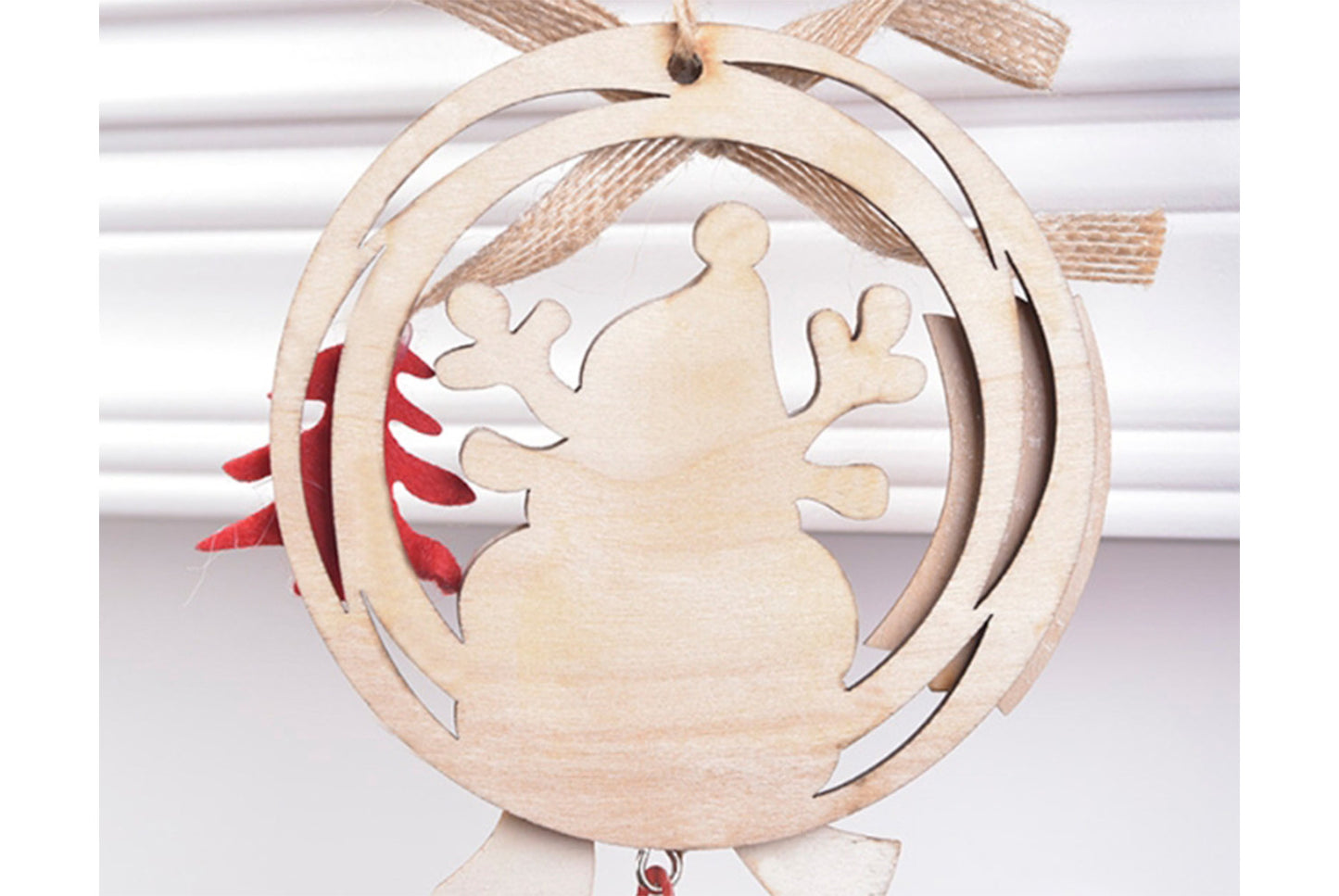 **Handmade Wooden Christmas Wreath Hanging - Classic Holiday Decoration**