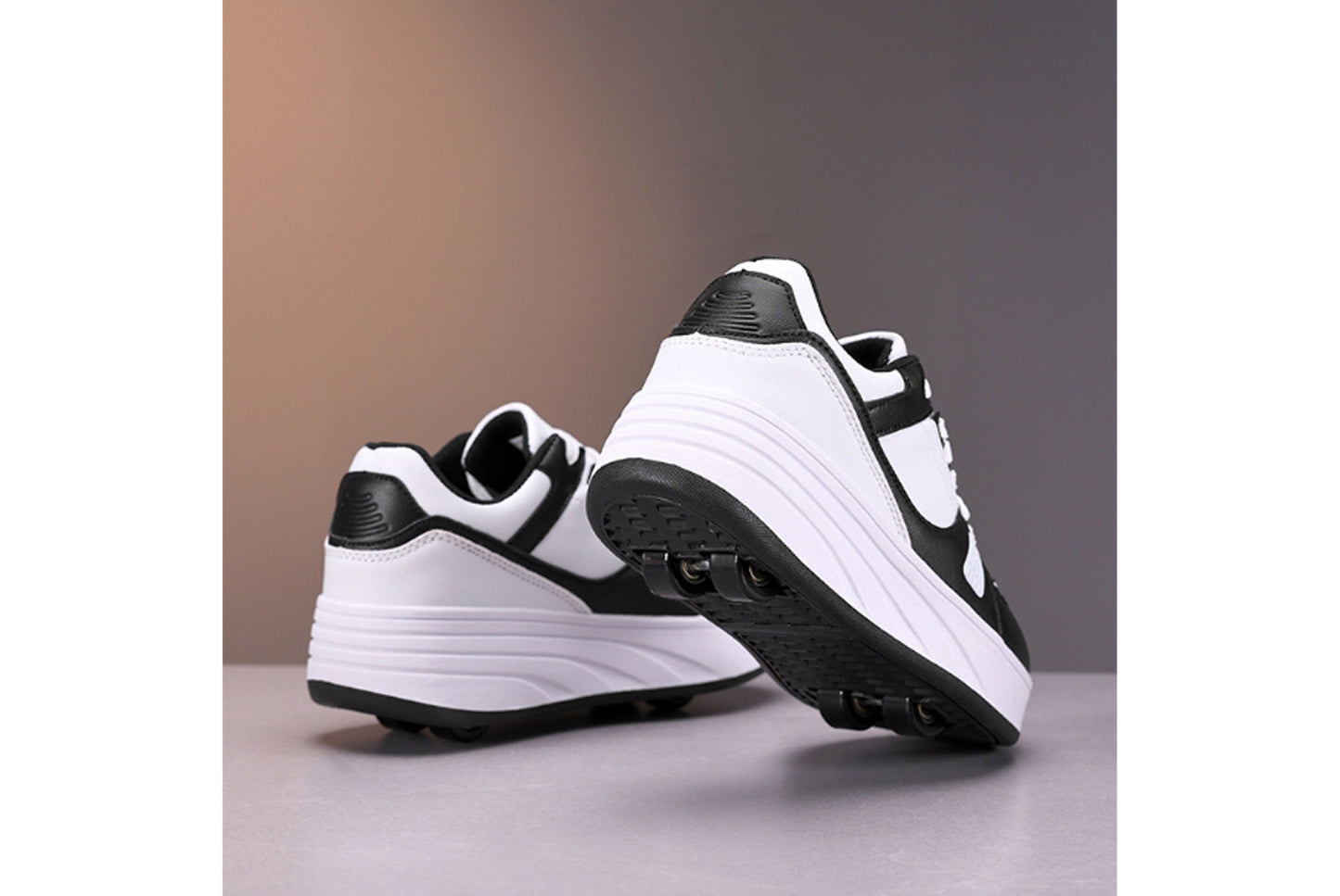 **Four-Wheel Inline Skates (Unisex for Children and Students)**