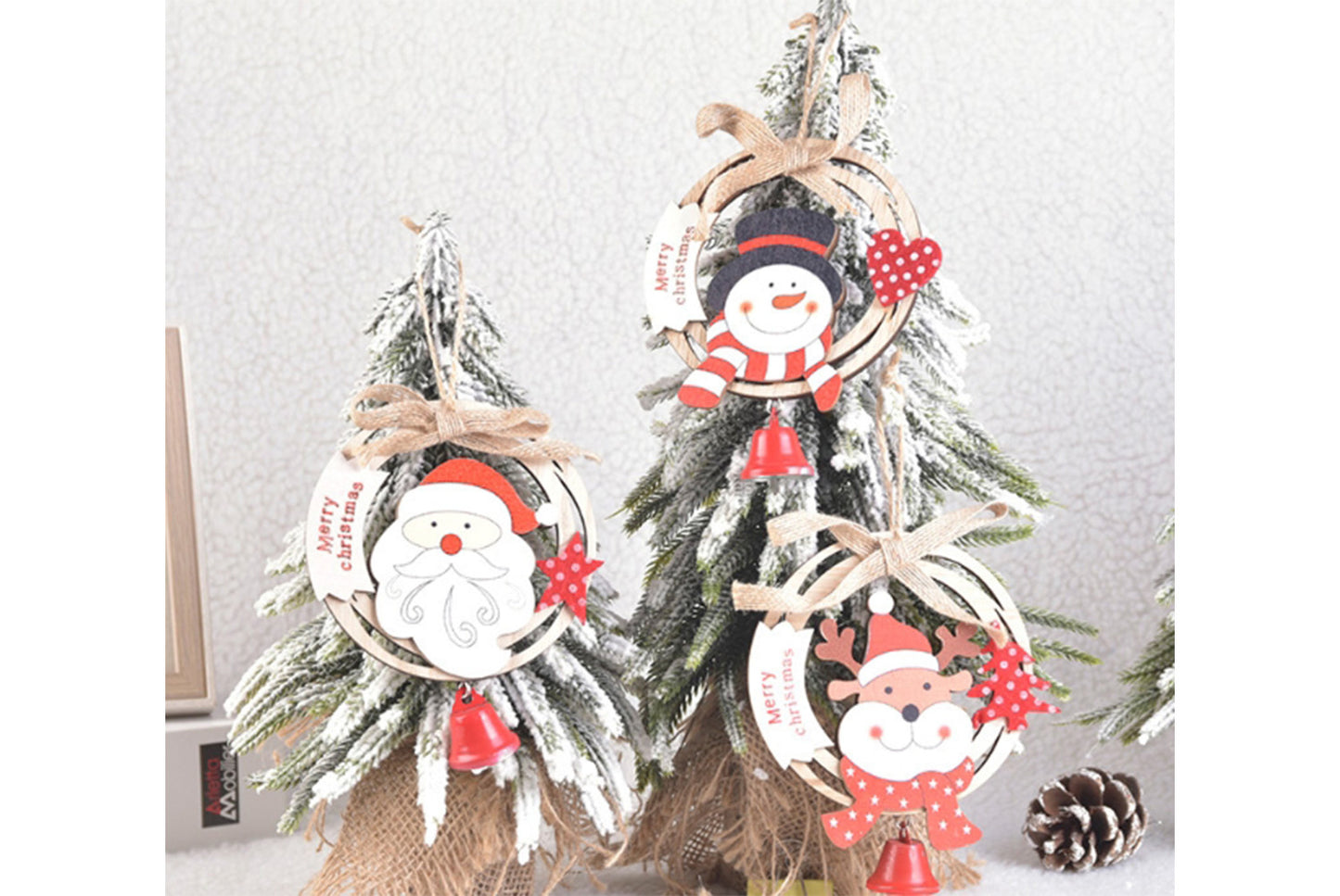 **Handmade Wooden Christmas Wreath Hanging - Classic Holiday Decoration**