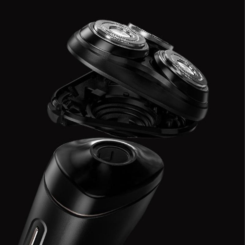 Men's three-blade shaver